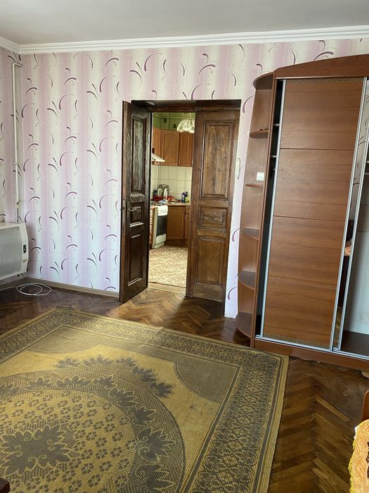 Оренда однокімнатна поблизв центру