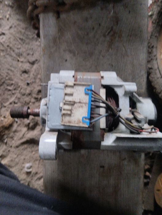 Продам електро двигун