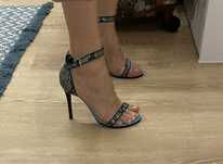 Sapatos de cerimónia - GUESS