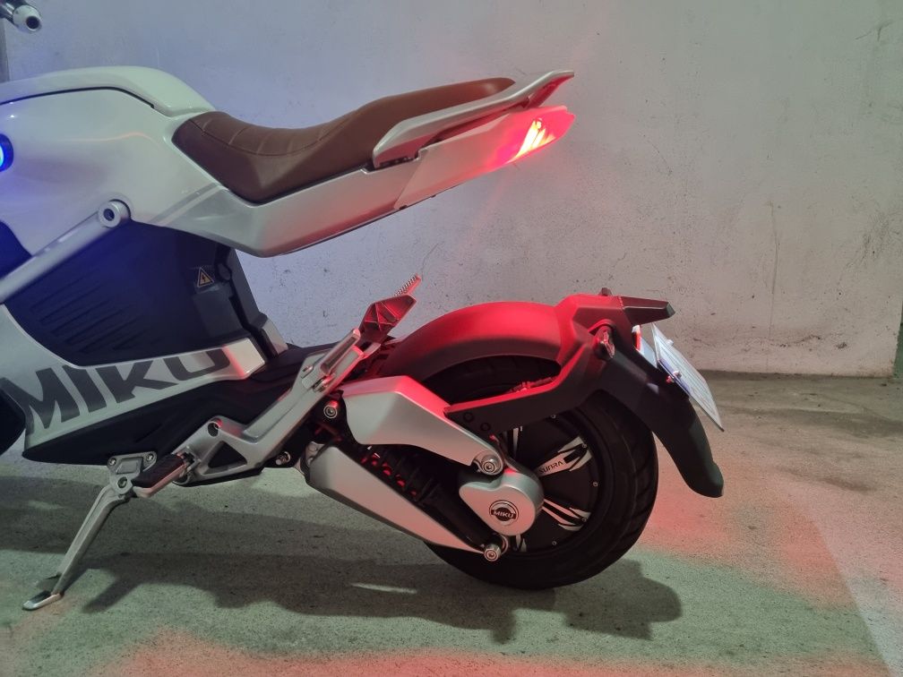 Sunra Miku Super - Mota elétrica