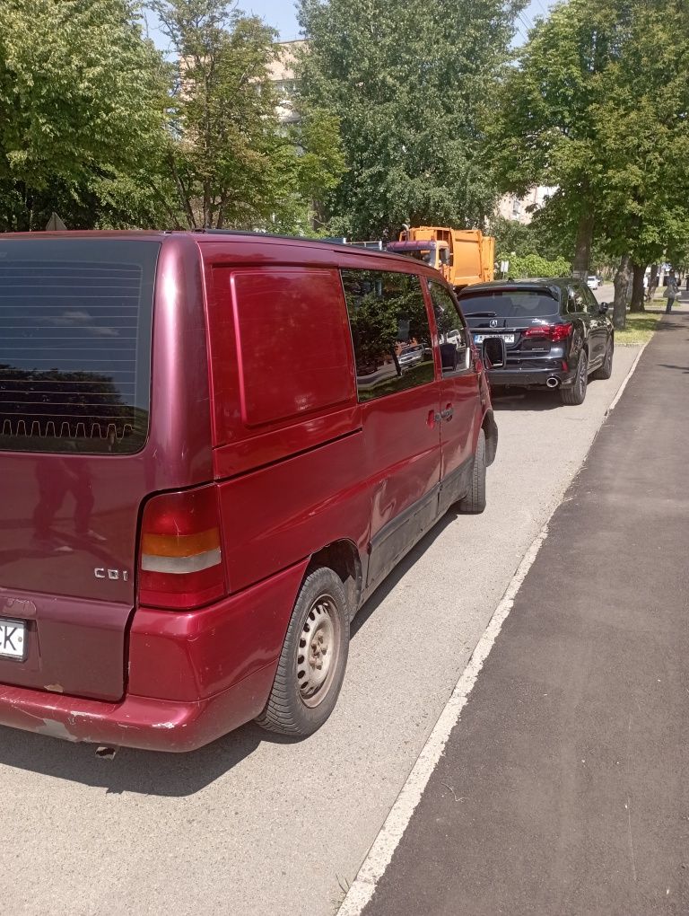 Продам машину мерседес віто2.з