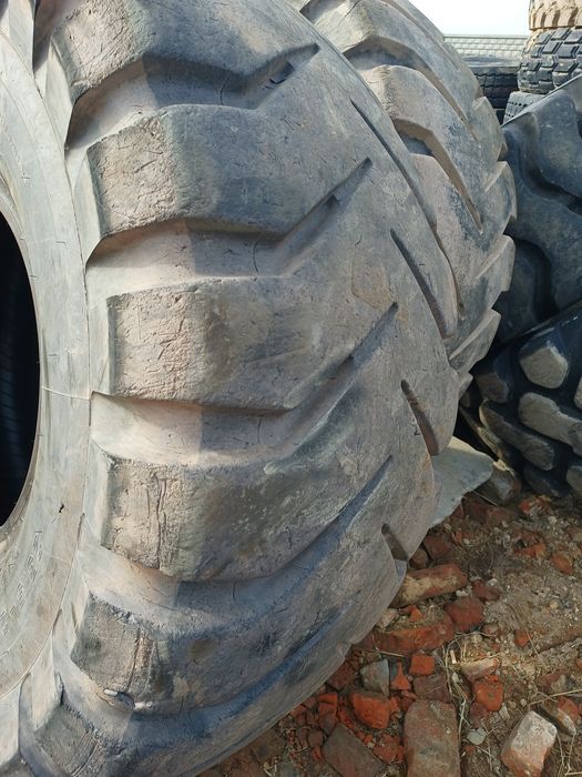 Opony przemysłowe 23.5-25 Michelin 23.5r25 ładowarka fadroma JCB