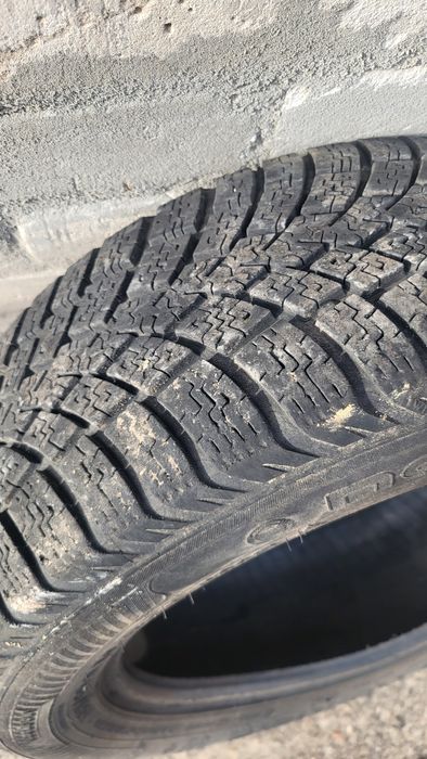 Шина Nokian 185 60 r14 зимова