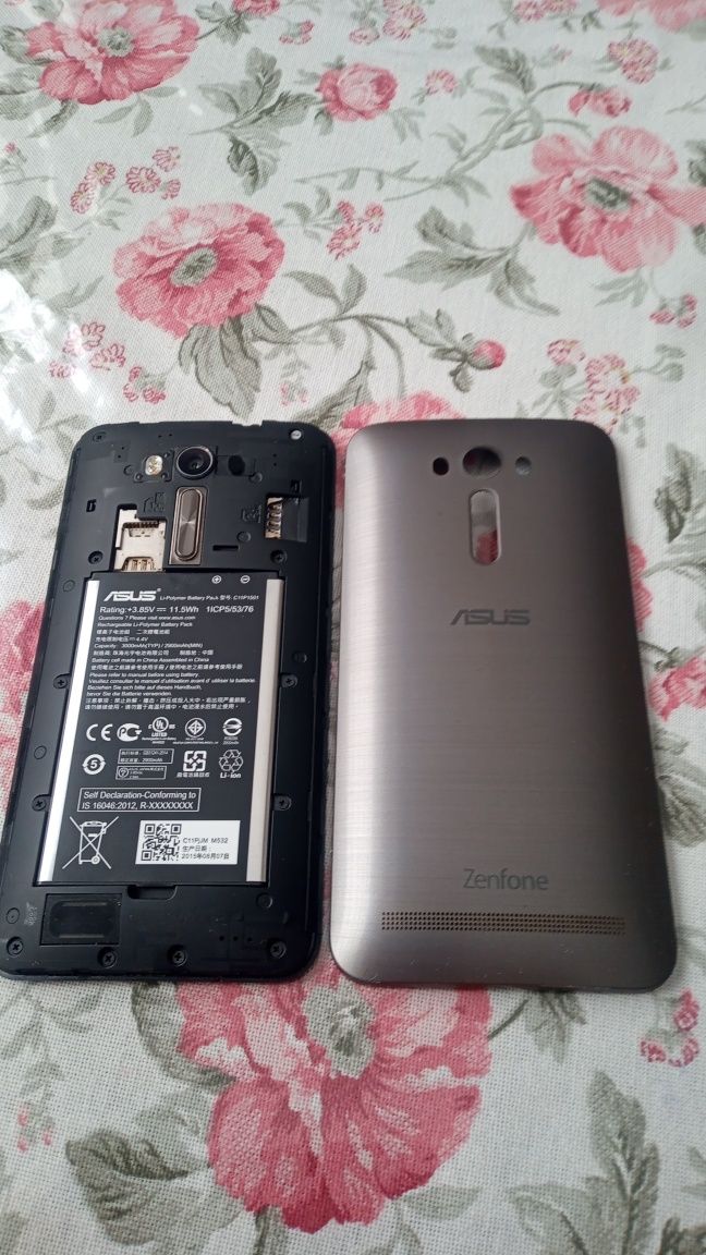 Смартфон ASUS ZenFone 2 Laser ZE551KL - ідеальний стан