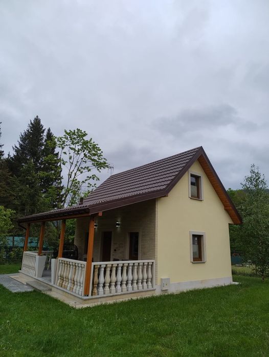 Komfortowy   Domek Z Balia