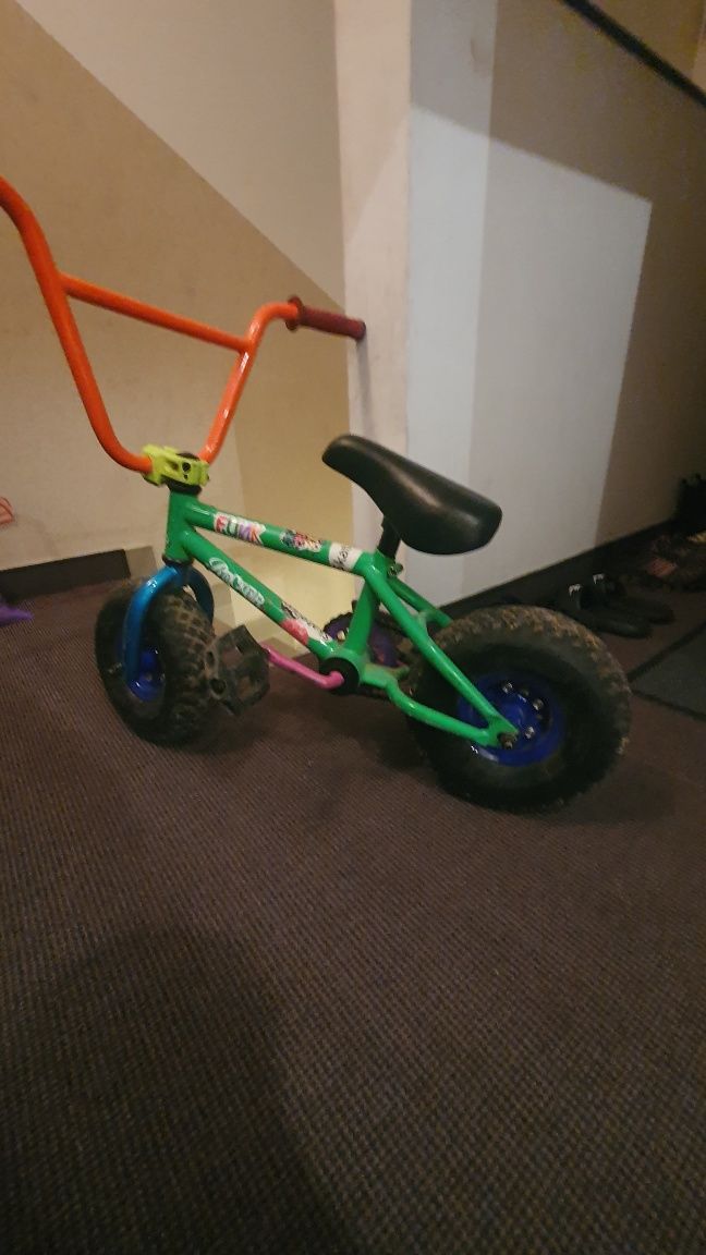 Rocker mini bmx. 750zl.