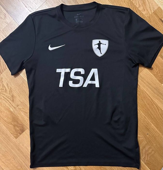 Футболка Nike TSA на підлітка 14-17 років