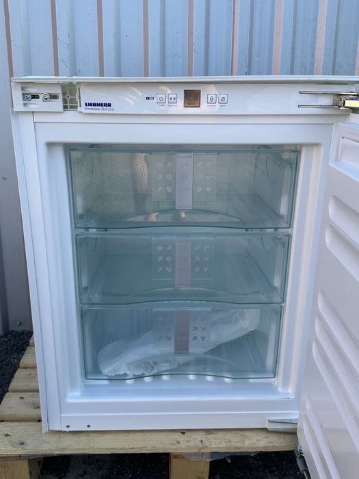 Вбудована морозильна камера Liebherr IGN 1054 під стільницю NO FROST