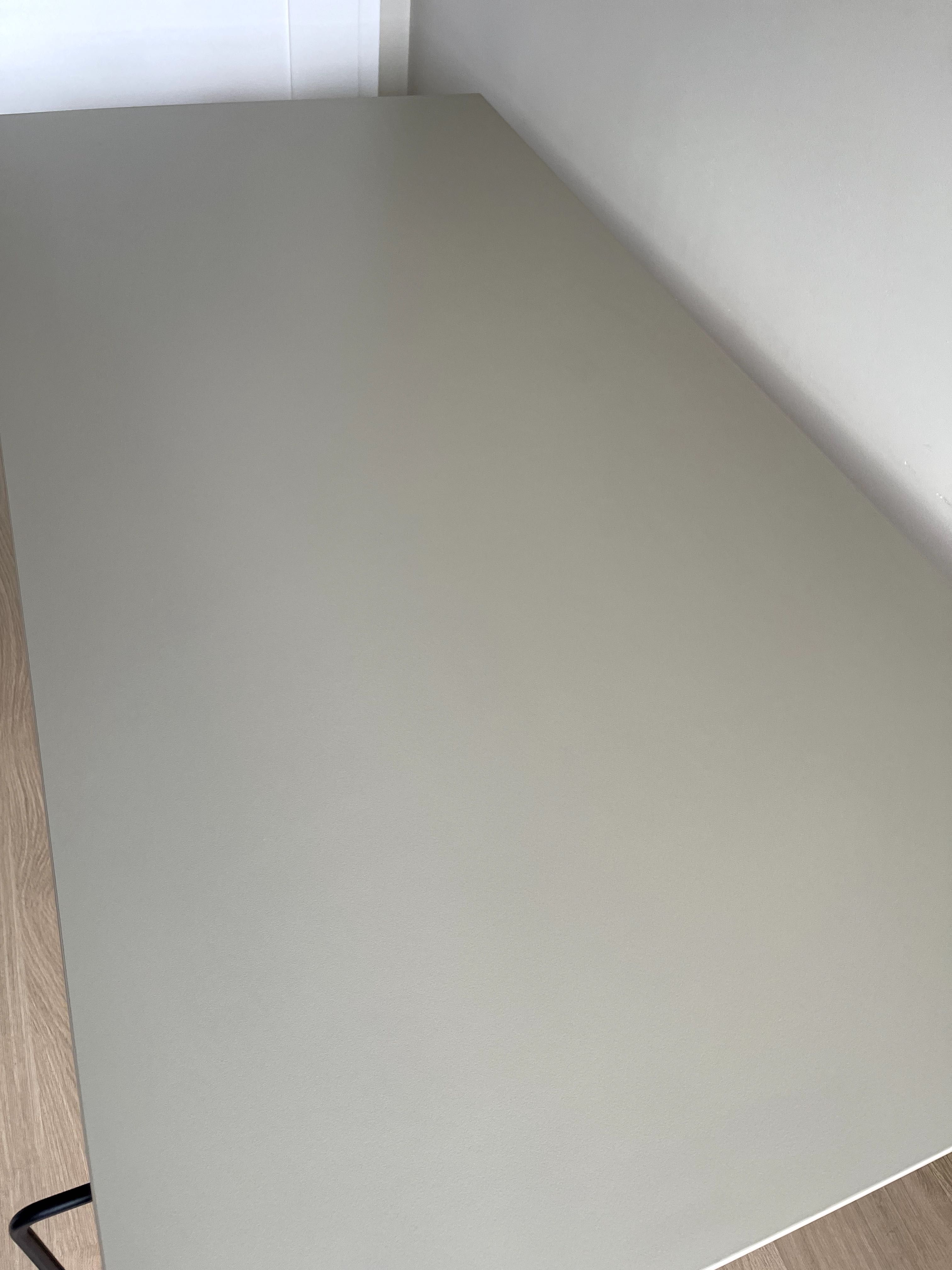 Duże biurko Ikea TROTTEN 160x80 z regulacją wysokości