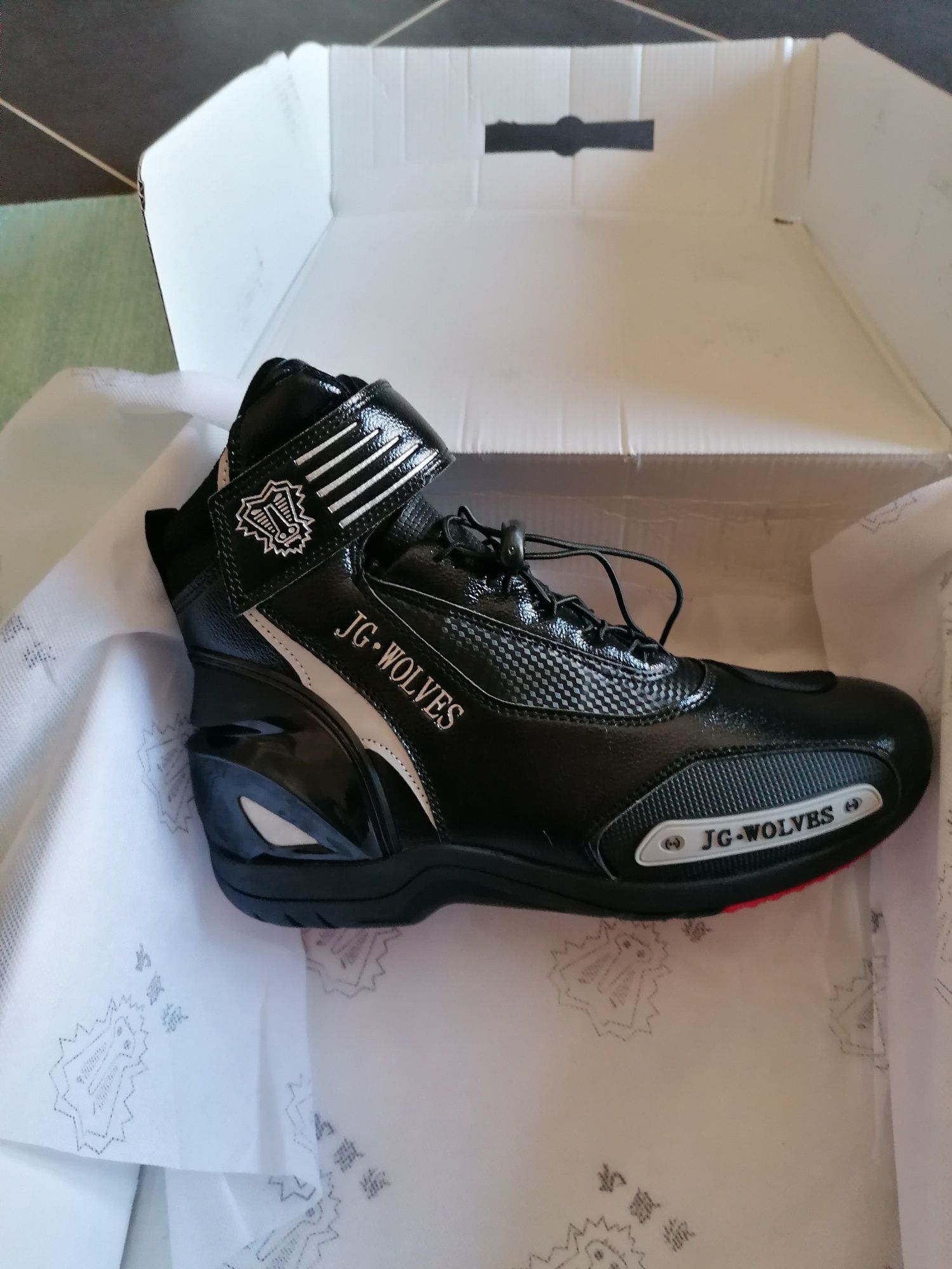 Vendo botas de motard novas