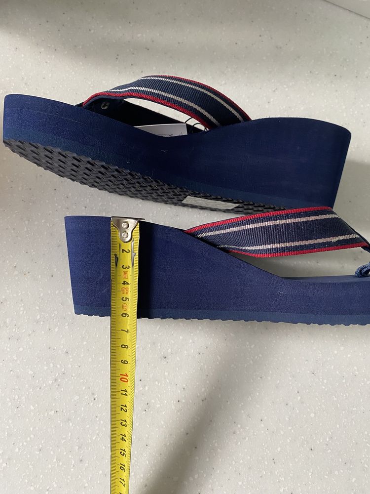 Japonki koturny tommy hilfiger 37