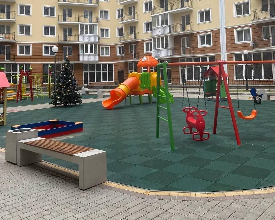 Продам 1 комнатную квартиру на Таирова с сданном доме (978-792)