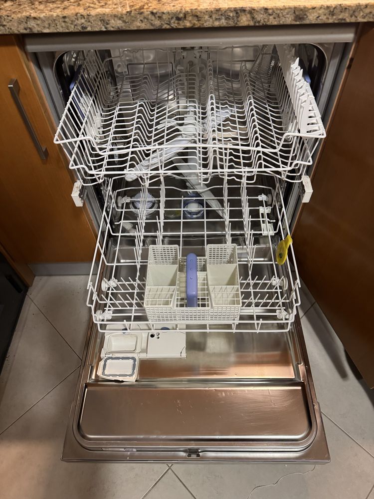 Maquina de Lavar Loiça Whirlpool