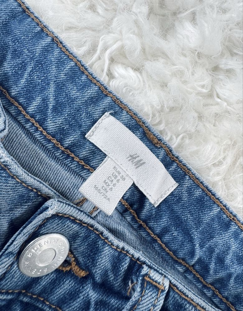 Damskie spodnie z prostą nogawką rozmiar 38 jasny jeans 99% bawełna