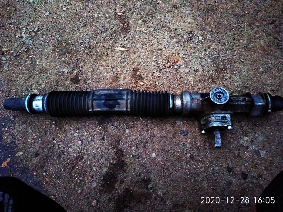 Продам рулєву рєйку на ваз 2110