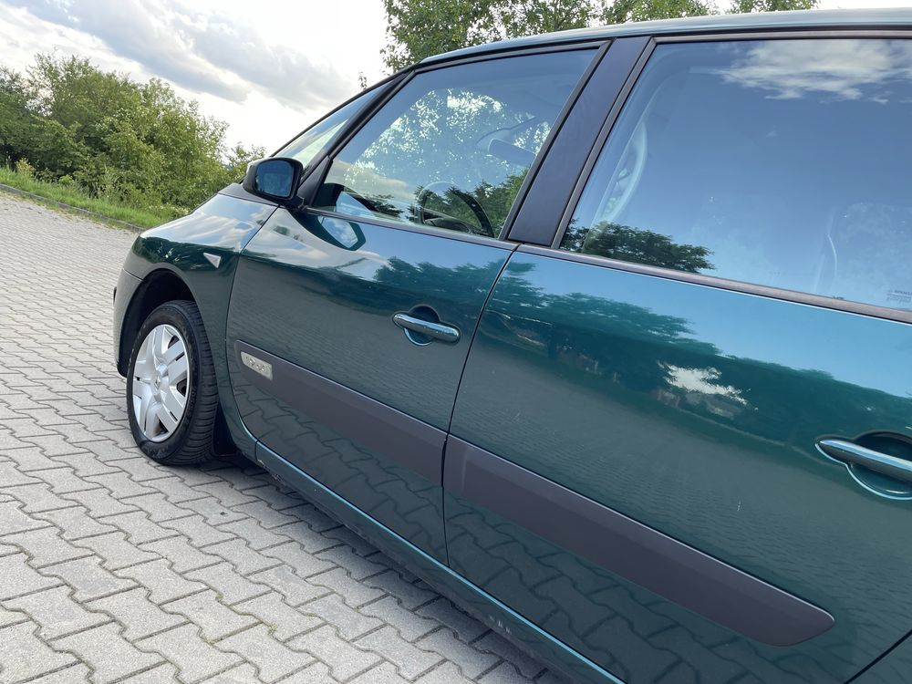 Renault Grand Espace IV 1.9 DCI 2004r. Xenon, panorama, navigacja.