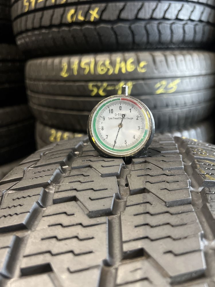 *Opony continental 235/65/16C para