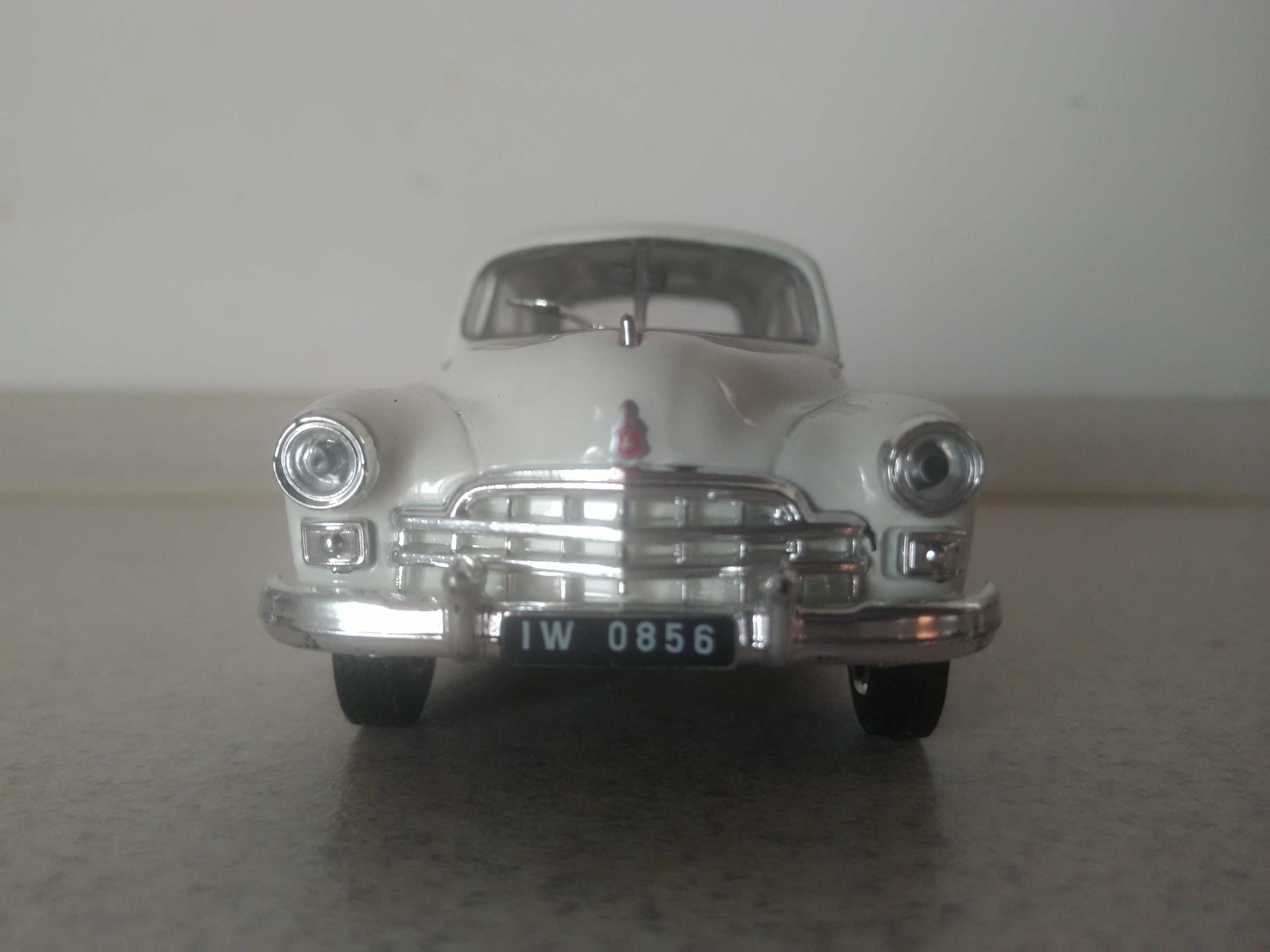 GAZ 12 ZIM model 1:43 PRL auto retro zabytek ZSRR