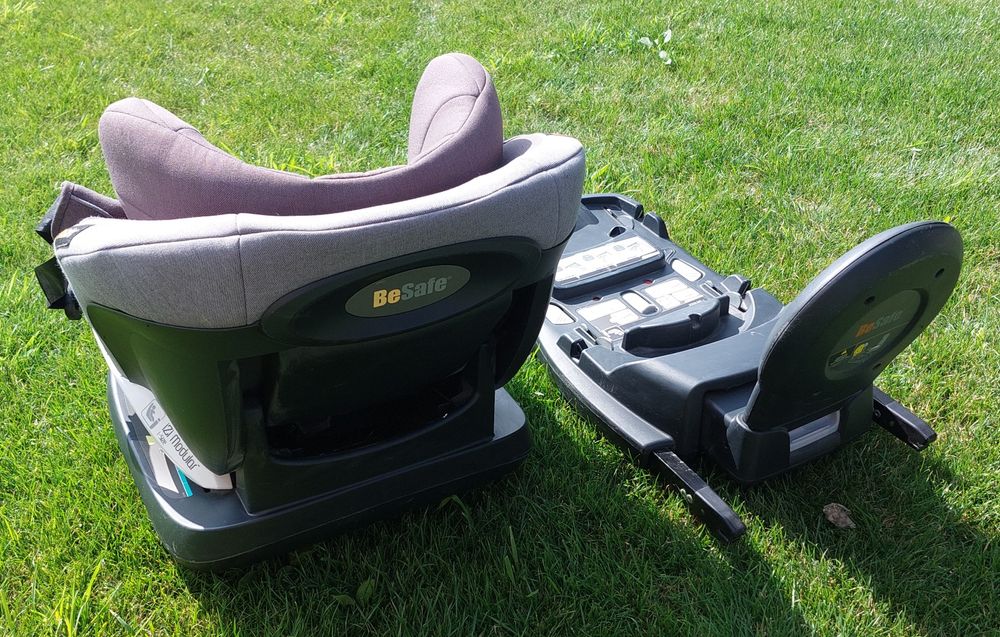 Fotelik samochodowy BeSafe iZi Modular i-Size plus baza