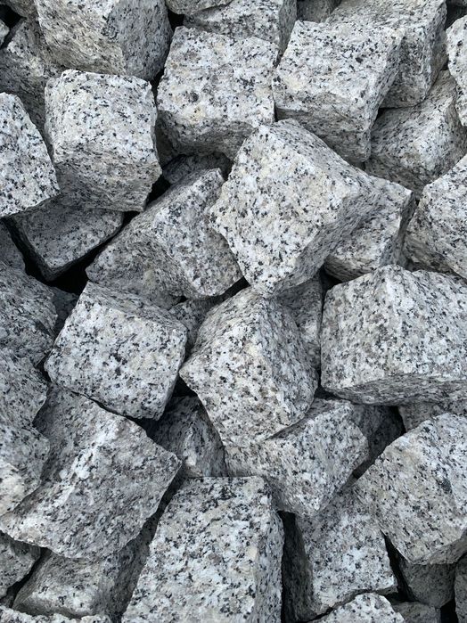 Kamień granitowy, obrzeże 10/20/40 bloczek kamień murowy bloczek