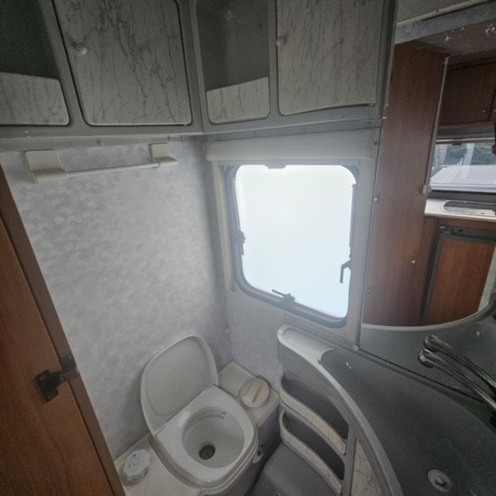 ADRIA ADIVA 502 markiza mover DMC 1350kg