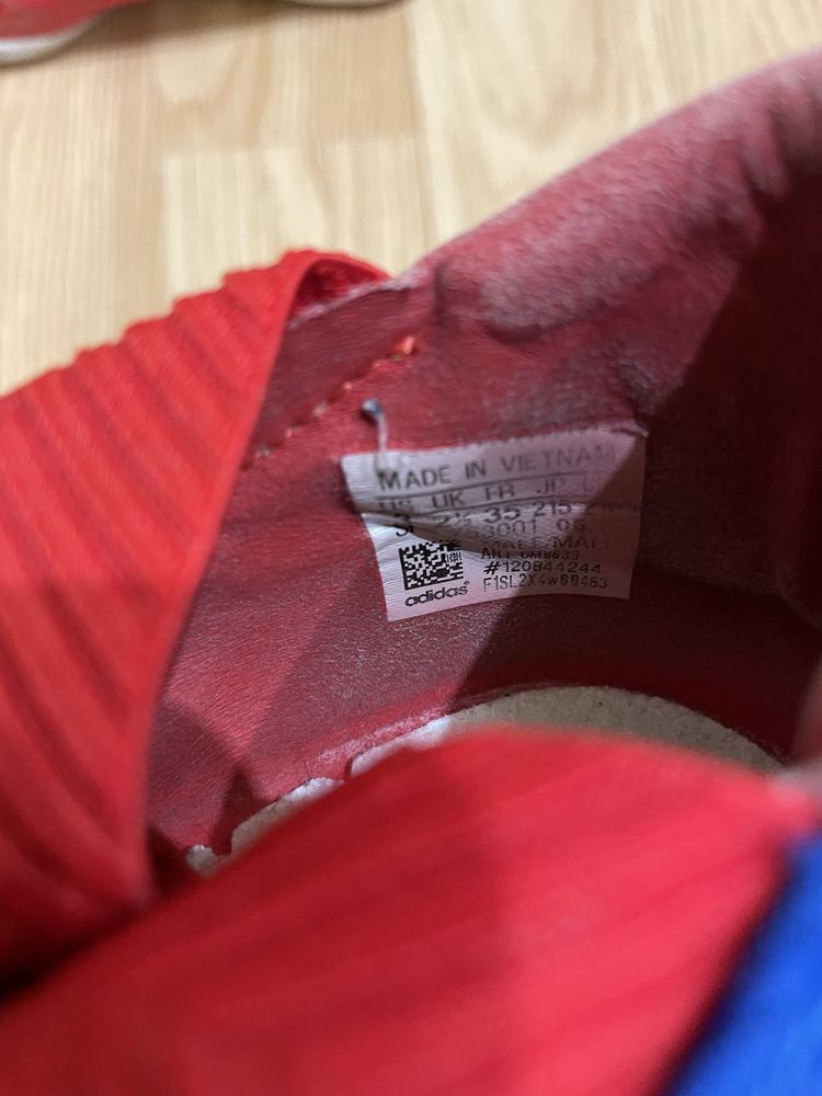 Футзалки adidas розмір-35
