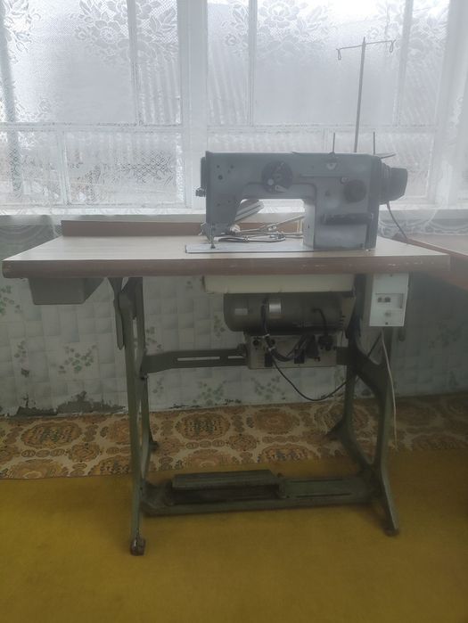 3 Швейні електромашинки одним лотом