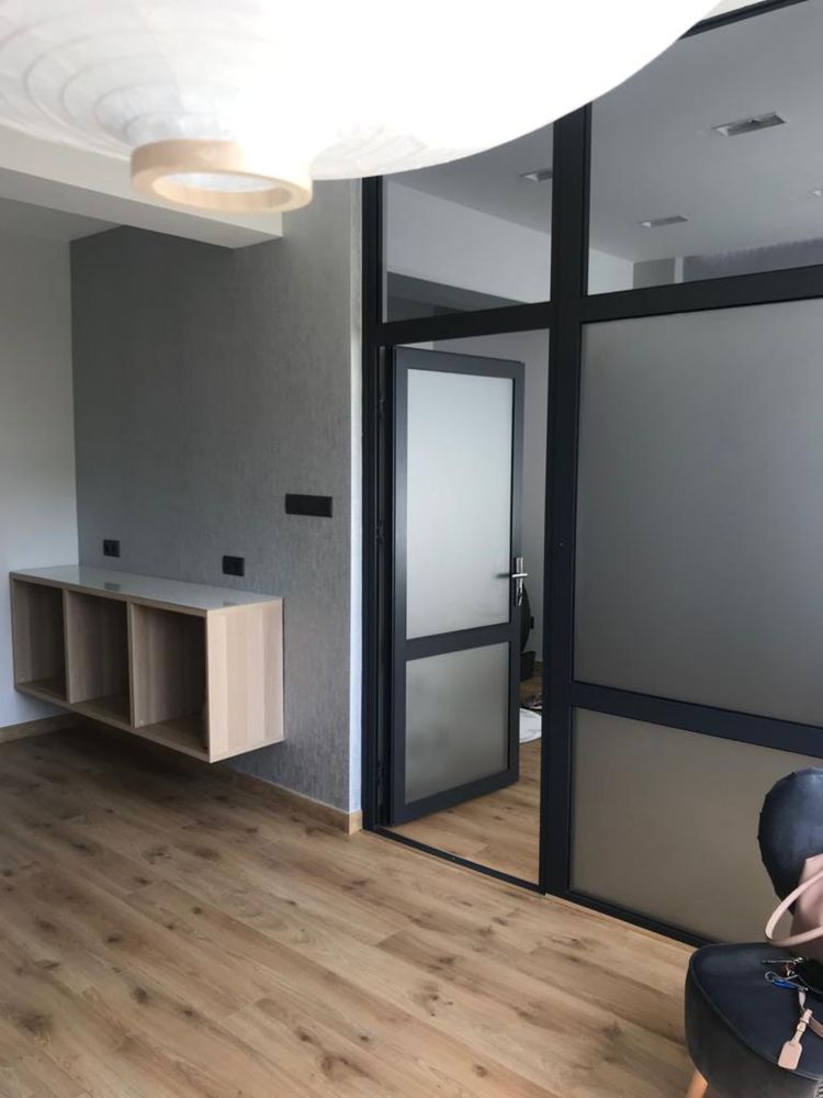 Wynajem lokalu w centrum Kazimierzy Wielkiej ( biuro, gabinet)