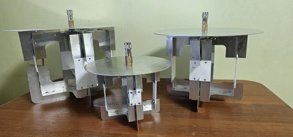 Антена квадрофілярна 300 Мгц - 2900 Мгц для РЕБ