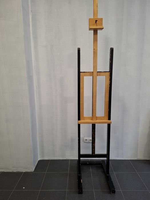 Cavalete de pintura belas artes e portfólio