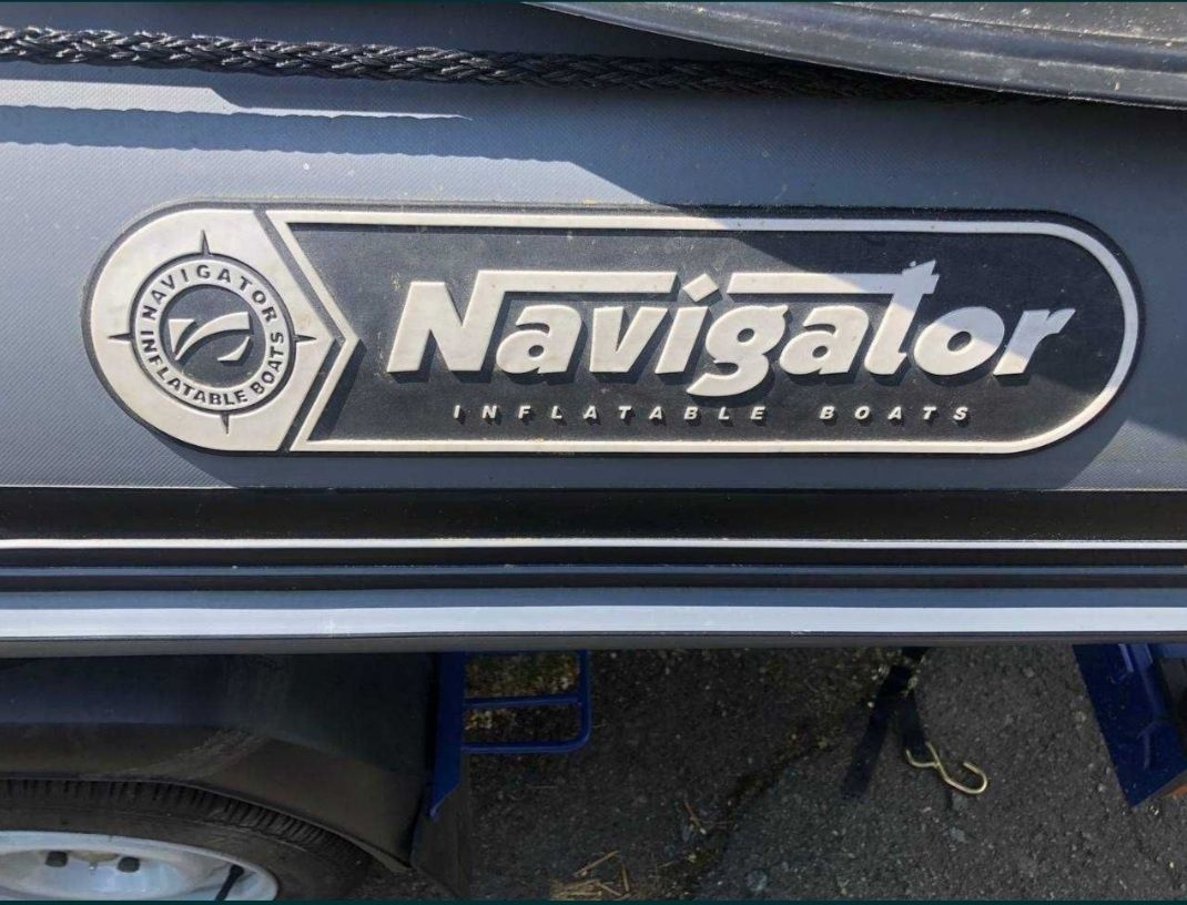 Продається лодка Navigator