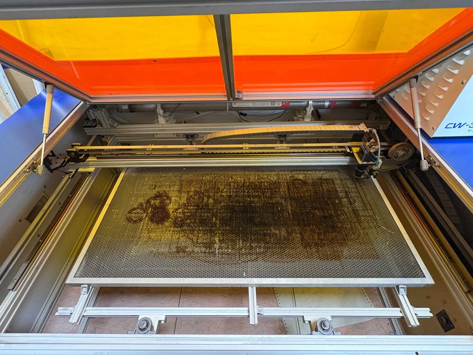 Laser CO2 1000x500