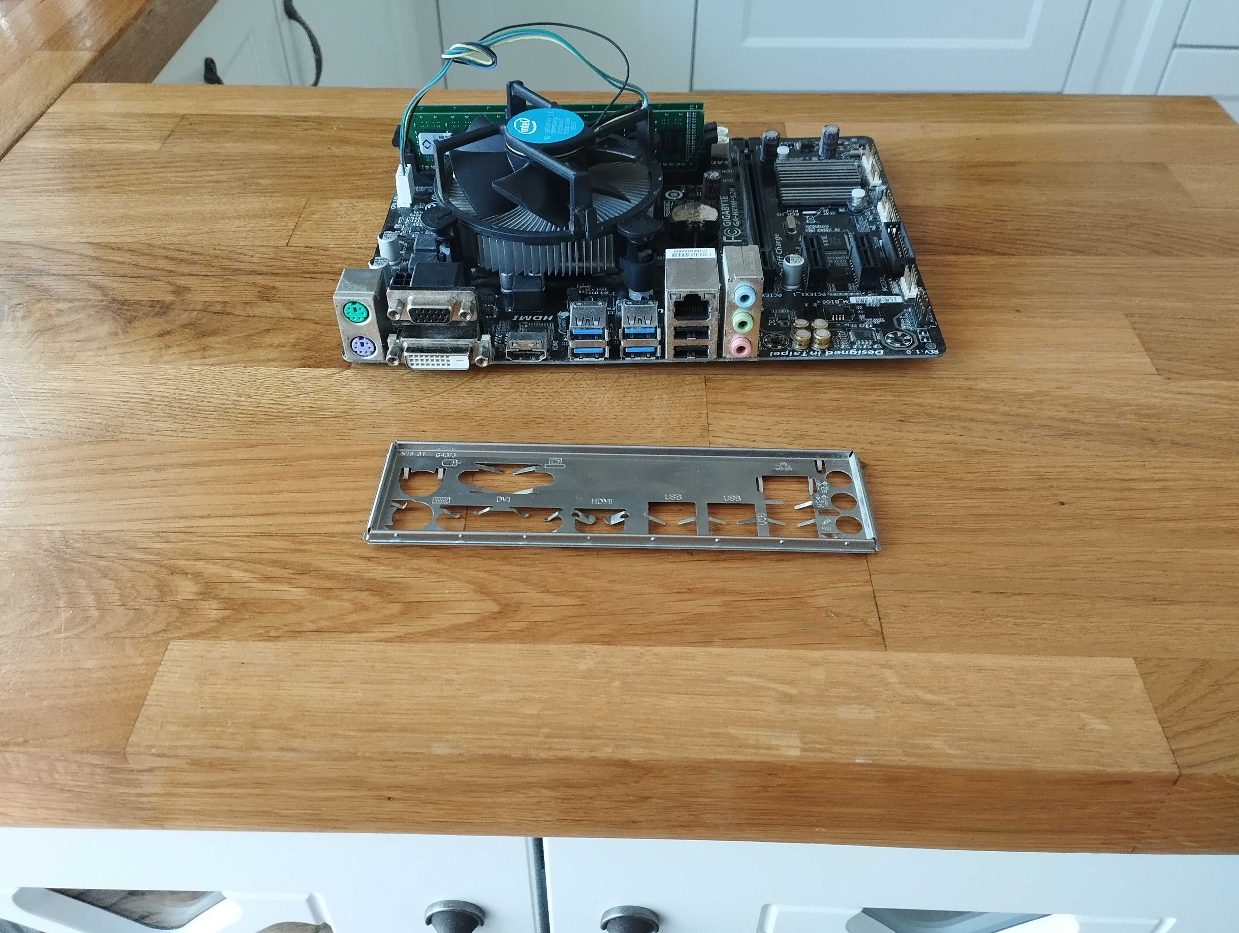 Zestaw Procesor Płyta Ram i5 - 4460 16GB Ram DDR3 (2*8) Płyta Gigabyte