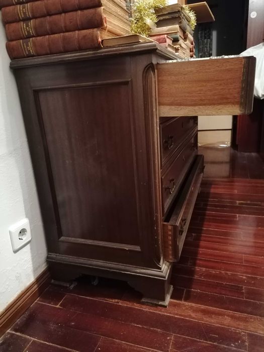 mobília completa de quarto em mogno