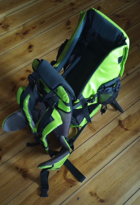 Lekkie Nosidełko Turystyczne Fillikid – Daszek, Folia, Stan BDB!