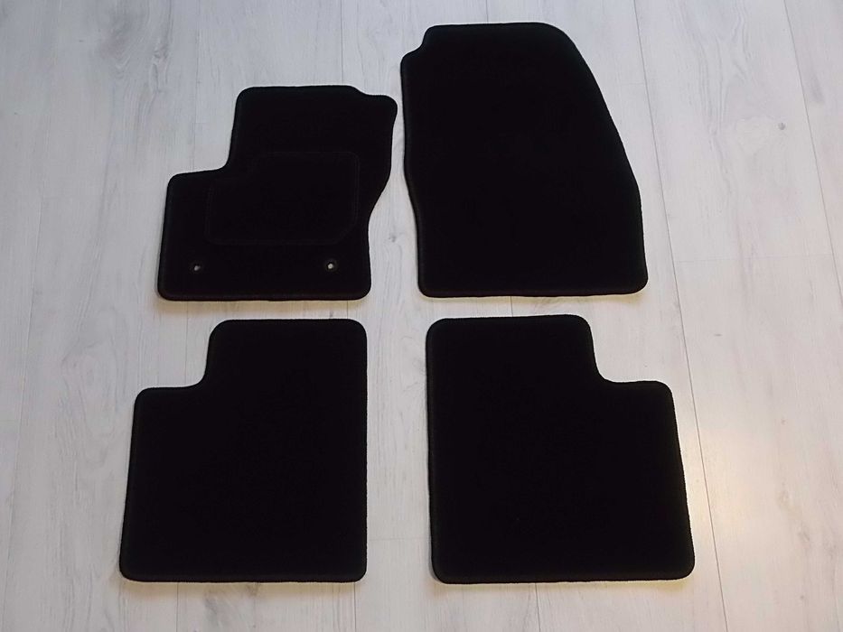 Dywaniki Welurowe FORD GRAND C-MAX Rok 10- Dopasowane STOPERY
