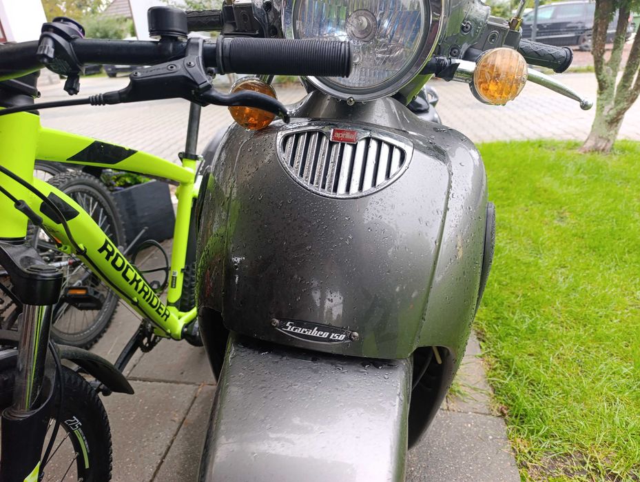skuter  aprilla 150