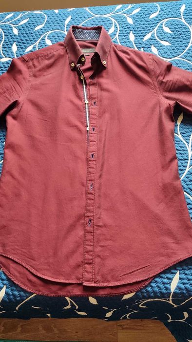 Camisa Bordeaux Homem Zara | Tamanho S | Slim Fit [Usada uma vez]