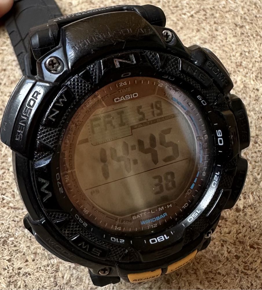 Casio pathfinder prg-240