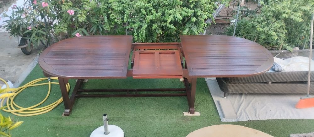 Mesa madeira maciça+ conjunto 6 cadeiras