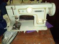 Швейная машинка подольск123 рабочая(нет в наличии шнура питания и подс