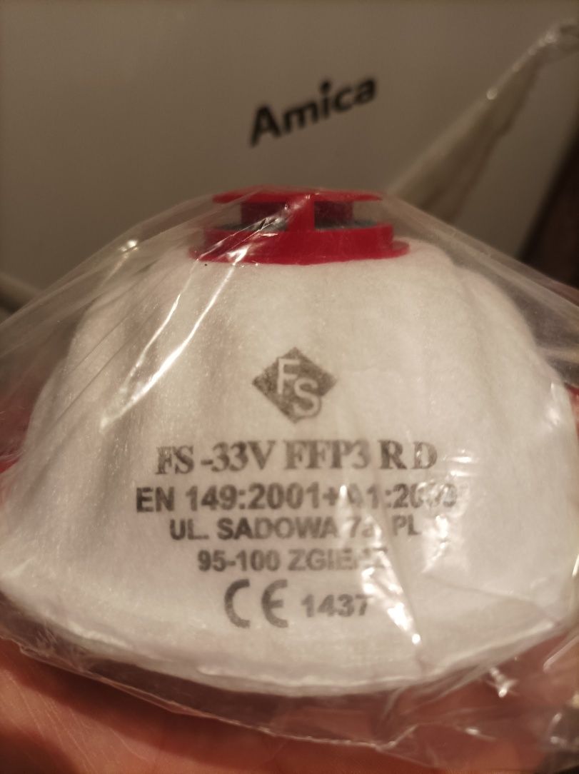 Maski pyłowe  FFP3 100 sztuk