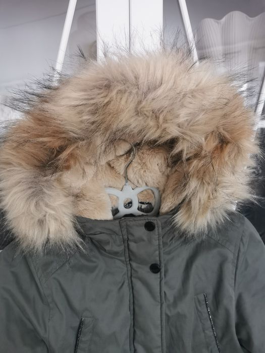 Nowa kurtka parka zimowa  khaki z kapturem r. 158 C&A