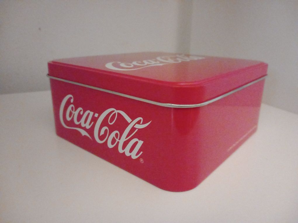 Caixa de lata coca-cola para colecção