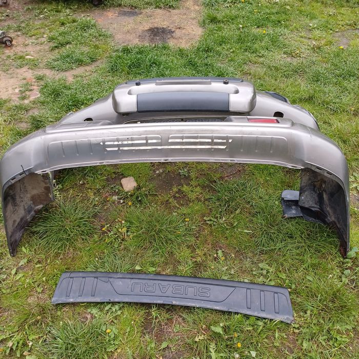 Subaru forester SF 1 2.0 00-02r передній задній бампер бампера