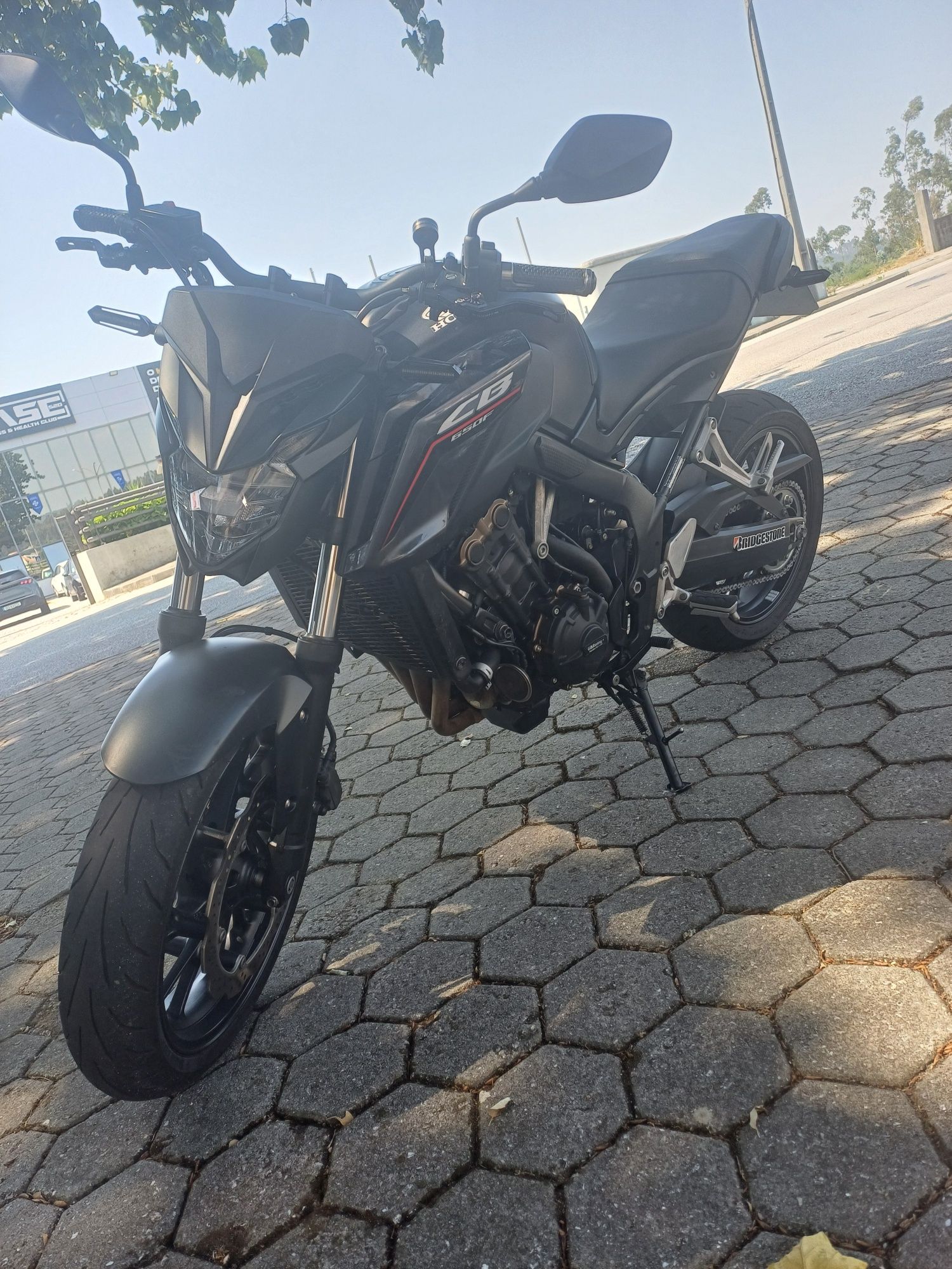 Cb 650f 2018 abs  35.400km