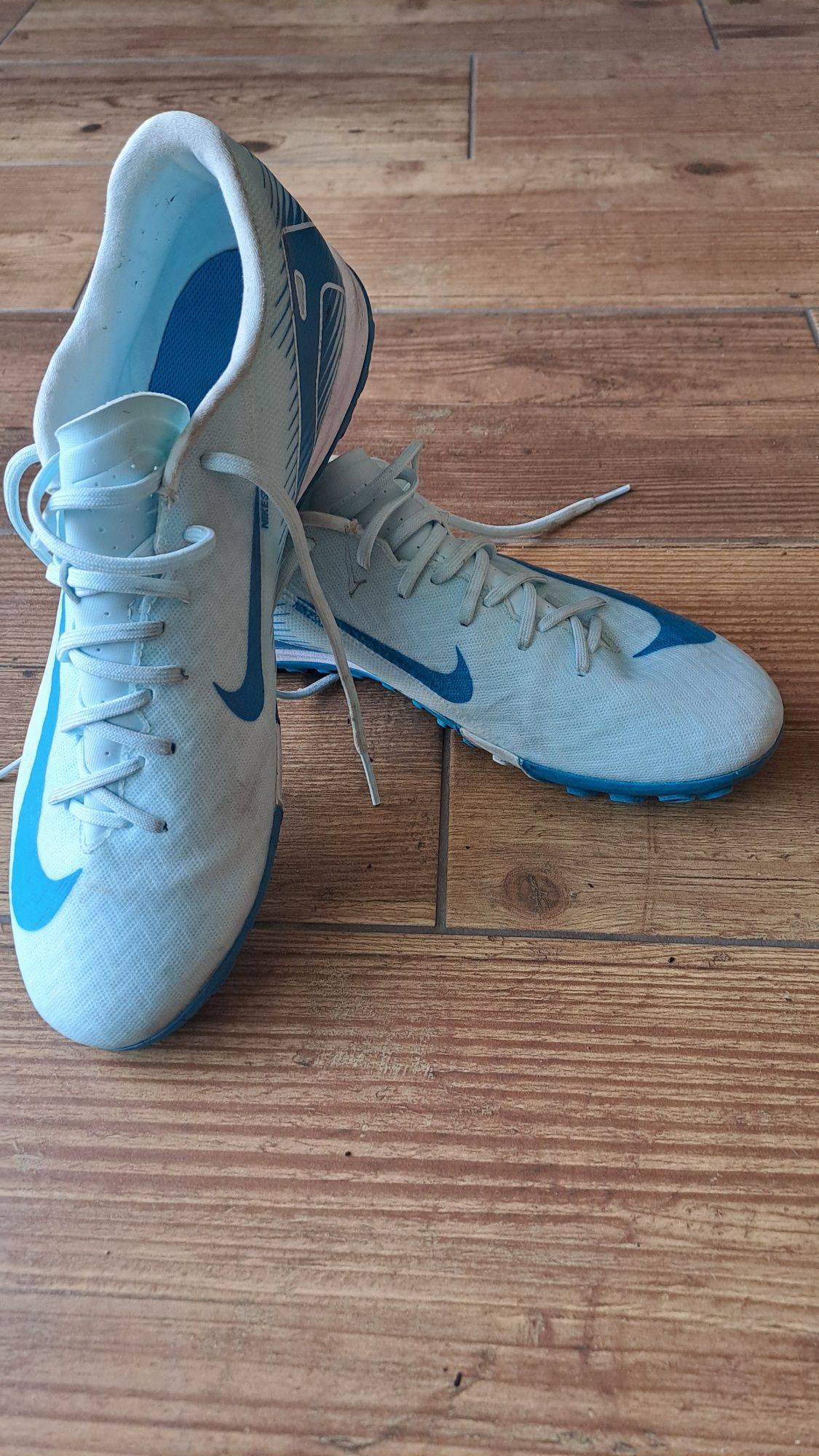 buty nike turfy 42