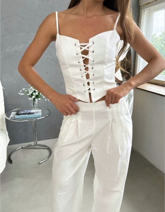 Жіночий льняний брючний костюм білого кольору, s-m, новий!