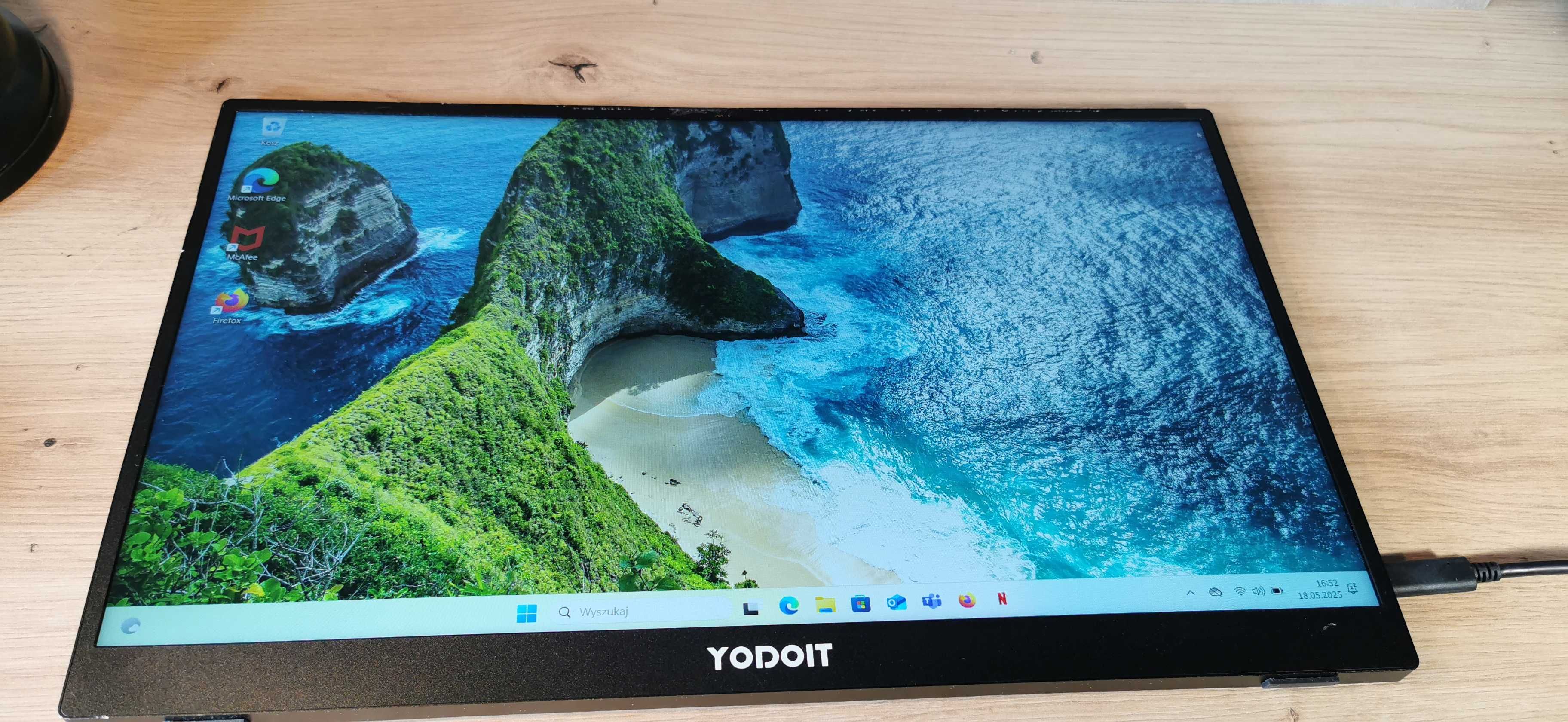 Monitor Przenośny 17" FHD Matowy YODOIT PTM17