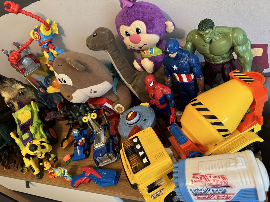 Dinozaury, figurki, zings